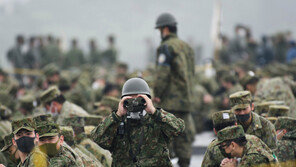 日, 자위대에 없던 ‘대장’ 계급 추진… 전쟁 가능 국가로 한발 더