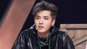 ‘집단 성폭행’ 엑소 출신 크리스, 수감 중 사망설…“조폭에 집단폭행”