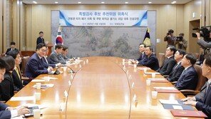 관봉권 띠지-쿠팡 불기소 의혹 특검 후보에 박경춘·안권섭