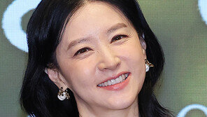 넉달간 혼수상태 태국인 유학생, 이영애 도움에 고국으로