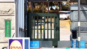 특검, ‘이종섭 도피 의혹’ 尹구치소 방문 조사