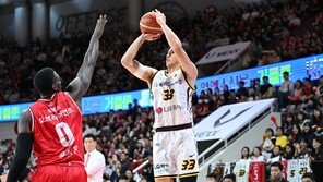 프로농구 LG, 4연승…한국가스공사는 현대모비스 제압