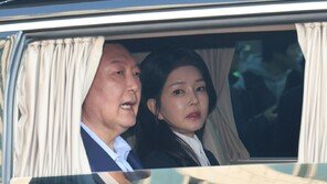 이달 말 소환 尹 부부, 특검에 불출석 사유서 제출…“12월 초 희망”