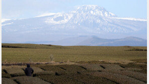 제주 한라산에 첫눈…삼각봉 0.9㎝ 적설
