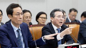 김은혜 “딸한테 임대주택 살아라 하고 싶냐”…김용범 “그렇게 말하지 말라”