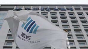 8억 세금 피하려 위장이혼 후 처형과 바람난 척한 70대 