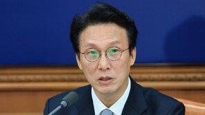 김민석 총리 “AI 대전환에서 소외되는 분 없게 힘쓸 것”