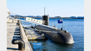 “美 핵항모도 가상 격침”…장보고함, 34년 활약 뒤 마지막 항해