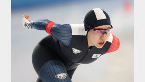 한 바퀴 더 남았는데…빙속 박지우, 심판 오심으로 금메달 잃어