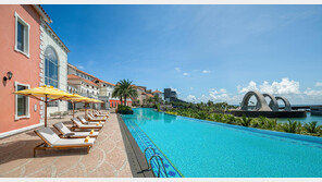 “크리스마스에 비키니 입고 불꽃 축제“… 라페스타 푸꾸옥, 프로모션 제안