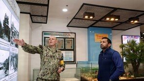 파텔 FBI 국장 극비리 방한…DMZ 둘러보고 스캠 대응 논의