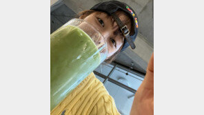 김보라, 이혼 11개월만 LA서 데이트 포착…다정한 투샷