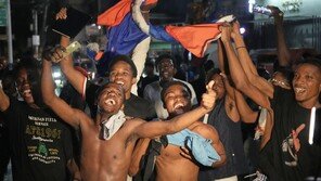 ‘갱단 장악’ 아이티, 홈경기 한번 못 치르고도 월드컵 진출[지금, 여기]