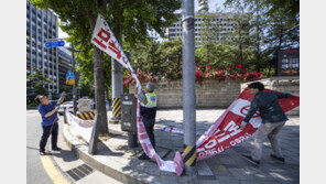 李 주문 “저질스런 정당 현수막” 금지법, 與주도 소위 통과