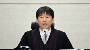 법원, ‘룸살롱 의혹’ 지귀연 카드내역 압수수색 기각