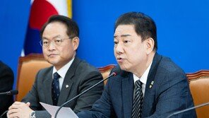 與 법사위 ‘검사장 고발’에… 지도부 “협의했어야” 또 엇박자