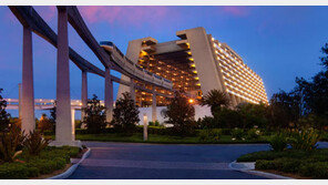 美 디즈니월드 리조트에서 한 달 새 투숙객 5명 사망