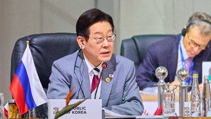 ‘통합 넥타이’ 다시 맨 李대통령…G20 정상들에 “함께 잘사는 협력” 제안