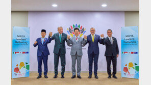 李, 믹타 회동 주재…멕시코 재무장관 케이팝 언급에 “딸 서울로 보내라”