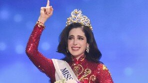 막말에 당당히 맞선 미스 멕시코, 미스 유니버스 왕관 차지
