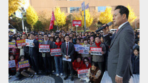 중도층 이탈에도 또 장외투쟁… 장동혁 “괴물 李정권 끝내야”