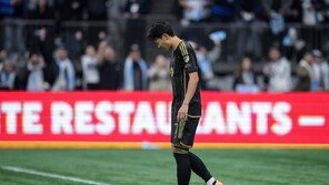 집념과 환상의 손흥민 ‘원맨쇼’…美 도전, 8강 골포스트서 멈췄다