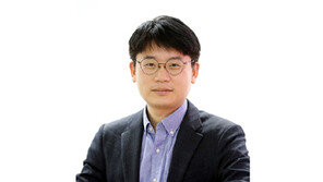 [오늘과 내일/문병기]실용외교에도 내 편은 필요하다