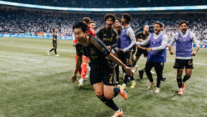 멀티골→승부차기 실축… 골대는 손흥민을 질투했다