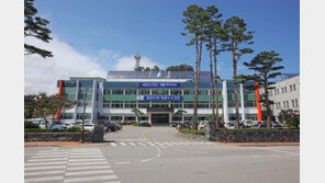 ‘계엄령 놀이’로 미화원 괴롭힌 양양군 공무원 입건