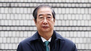 한덕수 “CCTV에 내가 있었더라…대화 내용은 기억 안 나”