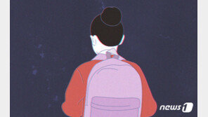 아홉살 소녀 가로막고 악수 강요한 60대 징역형