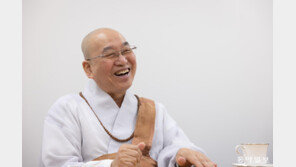 7년만에 돌아온 법륜스님 “청년 고민 달라졌는데, 희망 없는 건 더 심해져”