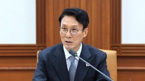 김민석 “내란 심판에 타협이나 지연 안돼” 국무회의서 강조