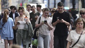 시댁 전용 카톡 프사 쓰는 아내…“공감” vs “서운”