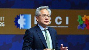 “미쳤느냐”…젠슨 황, 관리자급 직원 강하게 질책 왜?