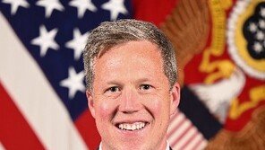 외교 초보인데…우크라 협상에 ‘드론 가이’ 드리스컬 투입한 트럼프