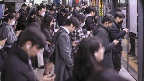 [속보]전장연 출근길 탑승시위로 서울지하철 4호선 지연