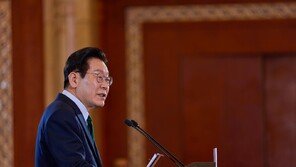 정년 65세로 연장, 찬성 79% vs 반대 18%…李지지율 58%로 3%P 하락