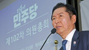 정청래 “사법개혁안 12월 꼭 처리” 김병기 “필버법도 통과”