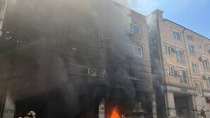 차에 피운 불, 빌라 번져 입주민 숨지게한 30대 항소심서 감형