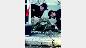 백악관 인근 총격범은 아프간 이민자…트럼프 “외국인 조사해야”