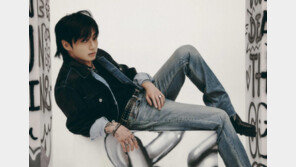 정국, 스포티파이 100억 스트리밍 돌파…한국 솔로 최초 대기록