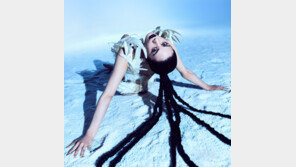 나나, 강도 피해 딛고 활동재개 “우리 곧 만나요”