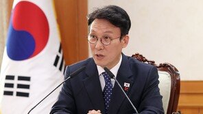 金 총리 “2029년까지 K배터리에 2800억 투입…신규 특화단지 지정 검토”