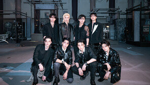 ‘두 잇’ 스트레이 키즈, 英 싱글차트 7번째 진입…케데헌 OST 3곡 차트인 유지