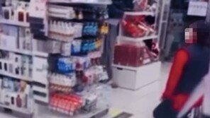 다이소 ‘무릎 사과’ 뒤집힌 전말…“도둑 취급에 직원이 돌연 무릎”