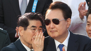 “軍, 계엄 작전 두달 준비… 방첩-수방-특전사령관에 2∼3일전 통보”