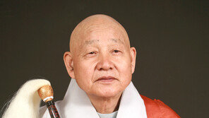 성파 스님 동안거 법어 “번뇌가 흩어지면 본래면목 드러나”