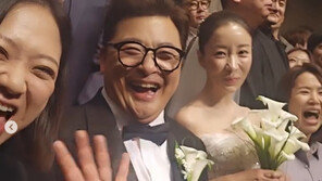 김숙 ‘전 가상남편’ 윤정수 결혼식 사회 맡았다…“행복하게 살아”