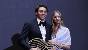 ‘인간새’ 듀플랜티스-‘허들퀸’ 매크로플린, 2025 세계육상연맹 올해의 선수